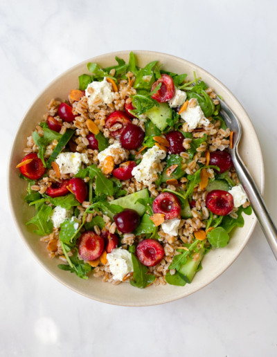 Cherry & goats cheese salad